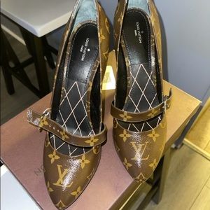 LV Star Power Pumps size 40